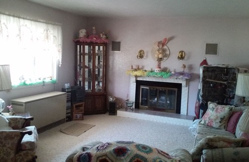 Granger House | Nice home 4 Mi from the stadium and close to mall