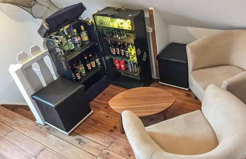 Alt Bukow House | Nice home in Alt Bukow with kitchen
