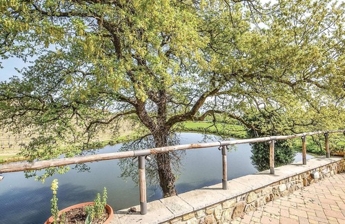 Bucine House | Nice home in Bucine (AR) with kitchen