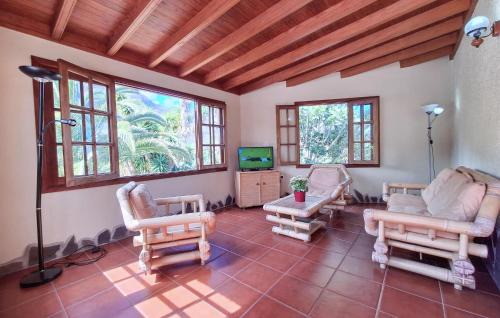 Buenavista del Norte House | Nice Home In Buenavista Del Norte