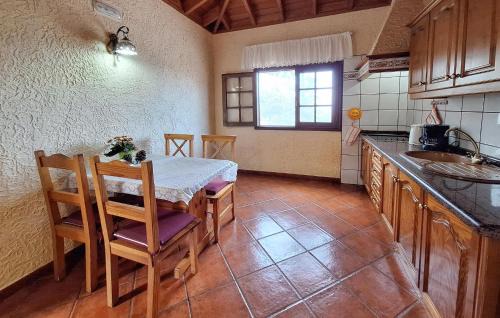 Buenavista del Norte House | Nice Home In Buenavista Del Norte