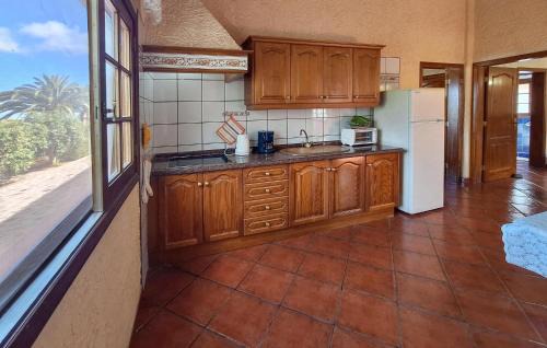 Buenavista del Norte House | Nice Home In Buenavista Del Norte