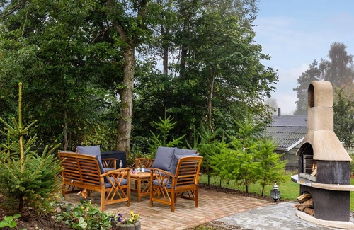 Farvang House | Nice home in Fårvang with outdoor swimming pool