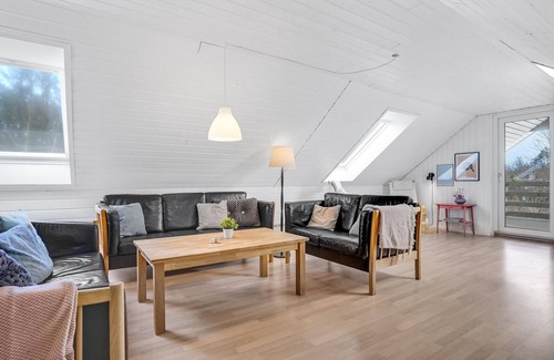 Fjellerup Strand House | Nice home in Glesborg with sauna