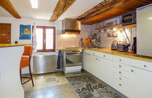 Randegg House | Nice home in Gottmadingen with WiFi