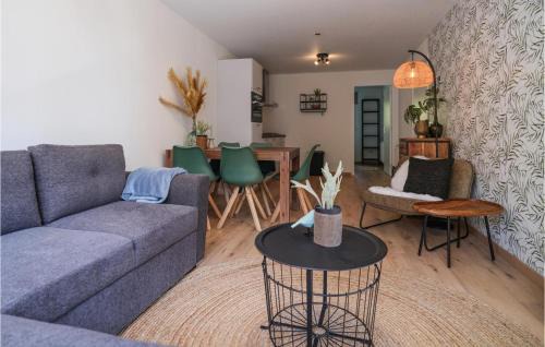 Heinkenszand House | Nice Home In Heinkenszand With Sauna