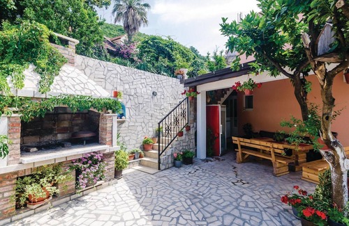 Baosici House | Nice home in Herceg Novi with WiFi