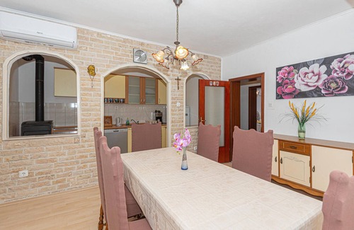 Sibenik House | Nice home in Konjevrate with WiFi