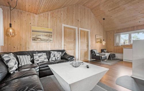 Houstrup House | Nice Home In Nørre Nebel With Sauna