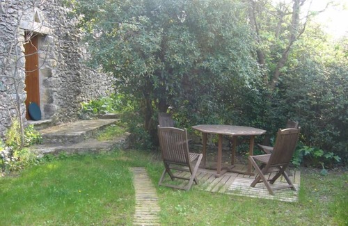 Goudargues House | Nice house with a large terrasse in a hamlet near the Cèze river