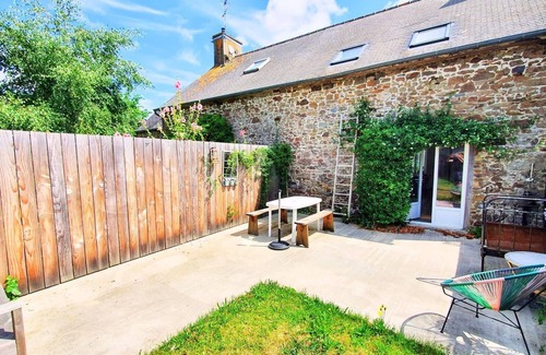 La Gouesniere House | Nice nest with garden in the city center