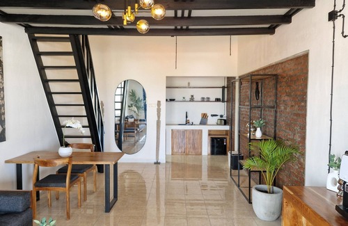 Sunset Road Apartment | Nice Place To Stay