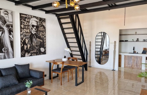 Sunset Road Apartment | Nice Place To Stay