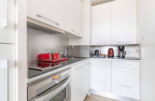 Hendaye Apartment | Nice studio downtown with parking, pets allowed