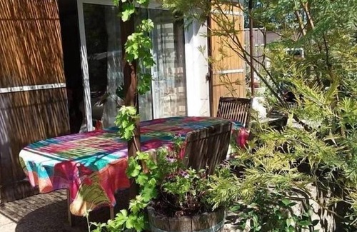 Morieres-les-Avignon Villa | Nice villa in Morières-lès-Avignon with pool