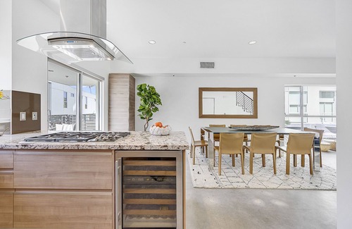 Marina Peninsula House | Nicest building in beach area 1 block from Venice Pier and Beach. Designer Done.