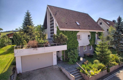 Schonach im Schwarzwald Apartment | Nichtraucher-Ferienwohnung mit 50 qm, 1 Wohn-/Schlafraum, 1 Esszimmer