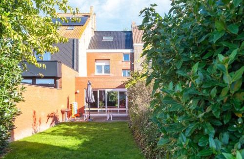 Nieuwpoort House | Nieuwpoort Home with Garden, cleaning included