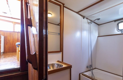 Porto Boat Rental | Night on board Classic Wooden Boat