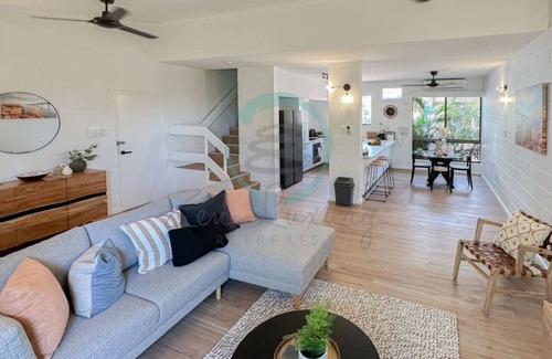 Rapid Creek Apartment | Nightcliff Foreshore: Seaview ~ Outdoor Dining