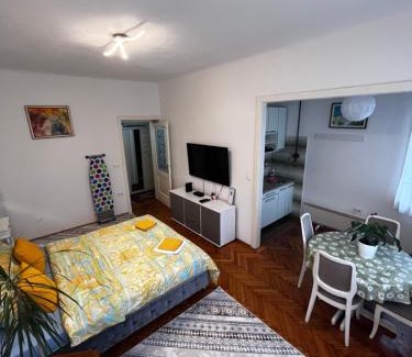 Old Town Apartment | Nina Apartment