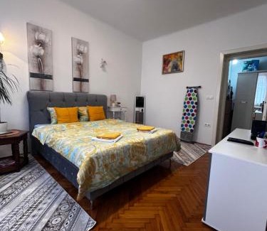 Old Town Apartment | Nina Apartment