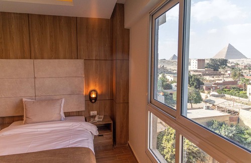 Kafrat al Jabal Hotel | Nine Pyramids View Hotel