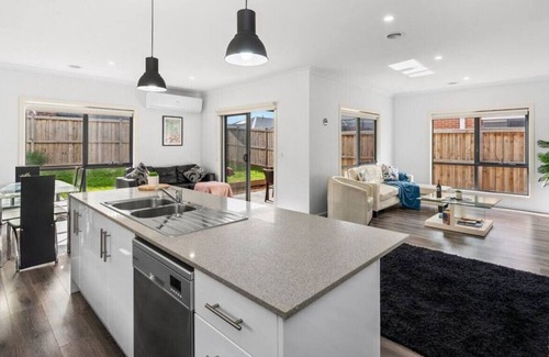 Armstrong Creek House | Nirvana · Nirvana - Armstrong Creek Family Beach Home