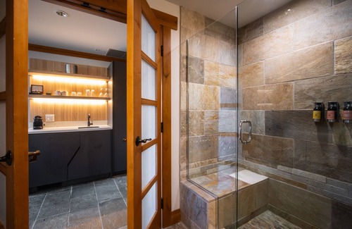 Whistler Creekside Hotel | Nita Lake Lodge