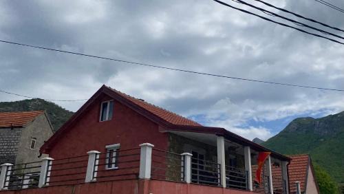 Cetinje Municipality House | Njegusi-Cetinje