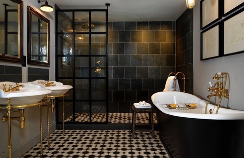 Cheltenham Hotel | No 131