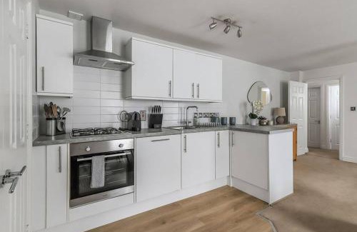 Winchester Apartment | No 2 The Old School House, Winchester