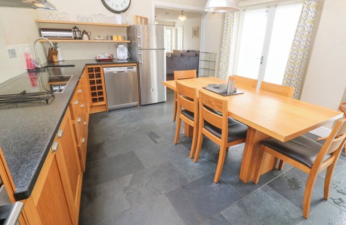 Crantock Cottage | No 3 The Hinges
