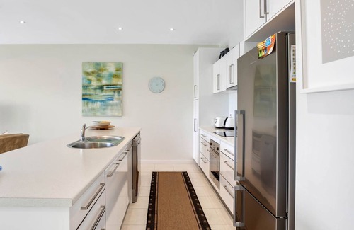 Hayborough Apartment | No 7 Summer Salts- 294 Port Elliot Rd, Hayborough