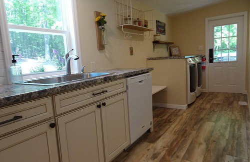 Wise House | No Cleaning Fee! Run Turkey Run ~ Cove View Home Nestled in the Woods