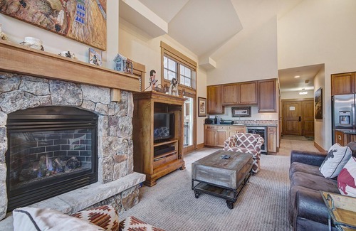 River Run Condo | No Cleaning Fees, Luxurious 3 Br In River Run Village Featuring Ski In,ski Out 3 Bedroom Condo by RedAwning