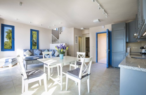 Sarlata Villa | No1 Forget Me Not Villa with private pool in stunning location