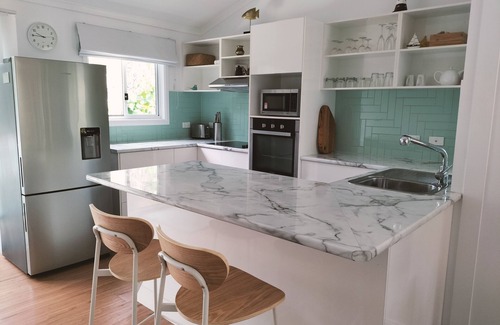Point Lookout Cottage | Noctourism in 3 Bed Pt Lookout Bijou Cottage