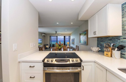 Kahana Condo | Noelani 304 3bdrm 2.5 Bath 3 Bedroom Condo by RedAwning