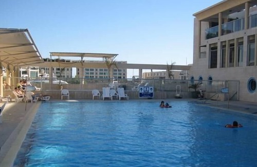 Herzliya Pituach Apartment | Nomi Suites