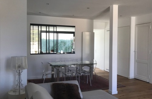 Merignac House | Non-adjoining renovated shop "the countryside in the city