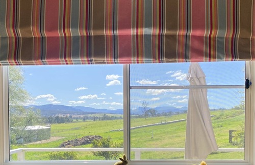 Scone Cottage | Noogee Cottage (overnight horse accommodation)