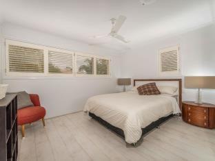 Noosaville Apartment | Noosa Gardens Riverside Resort