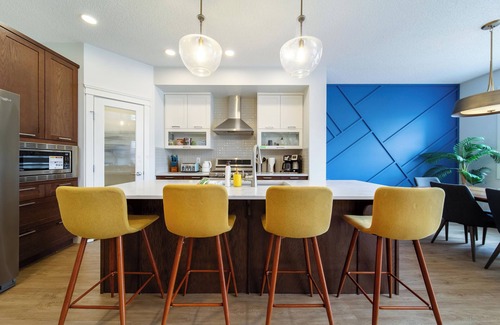 West Edmonton House | Nordic Oasis near WEM | Hot Tub, 2 Lounges, King Ensuite Sleeps 10