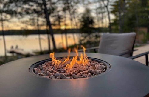 Annapolis Valley House | Nordic Spa - Serene lakefront escape