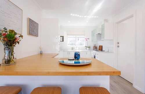 North Beach Apartment | North Beach Nest – Walking Distance to North Beach