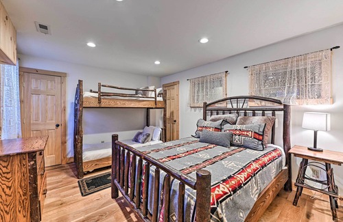 North Creek Cabin | North Creek Family Retreat - 3 Mi to Gore Mountain