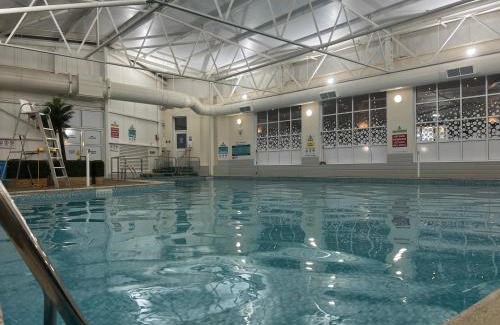 Hele Apartment | North Devon Resort Residence sea facing garden apartment