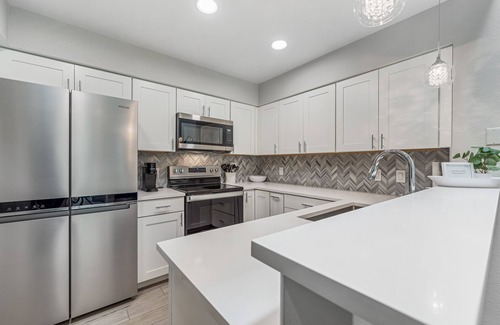Paradise Valley Village Condo | North Phoenix Condo Sleeps 6!