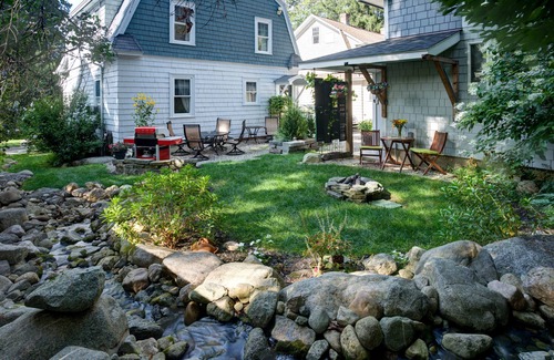 Northampton House | Northampton/Smith 3BR Home – A/C, Porch, Waterfall Garden, Walk Everywhere